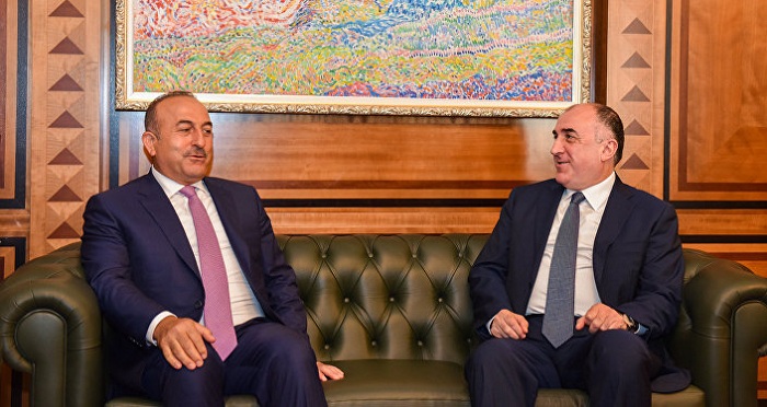   Azerbaijani, Turkish FMs hold phone conversation  